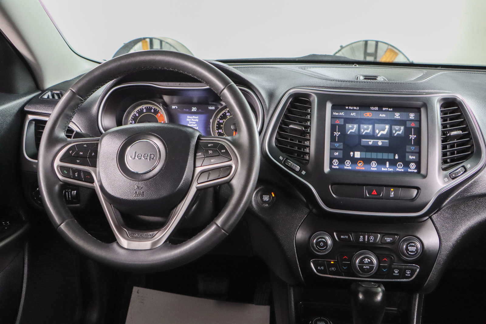 Used 2022 Jeep Cherokee Latitude Lux image 17