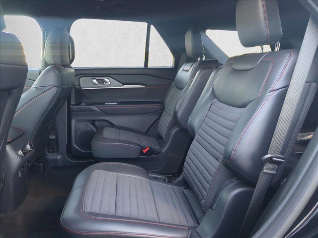 New 2027 Ford Explorer ST-Line w/ Premium Package RWD image 16