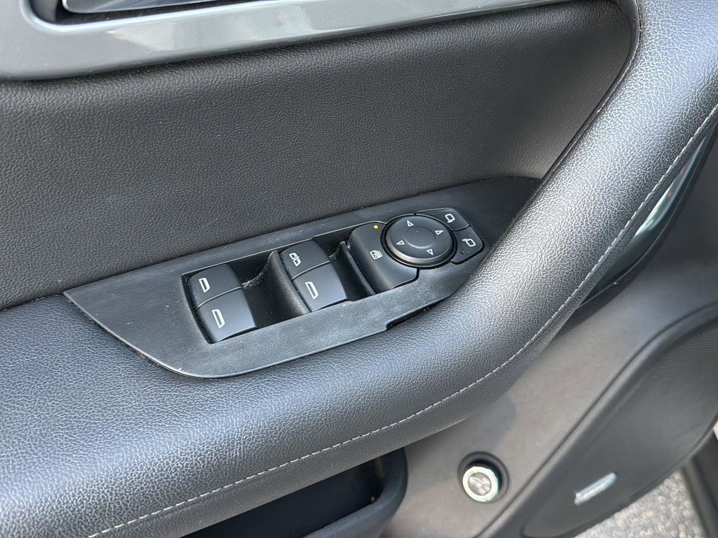 Used 2019 Chevrolet Blazer LT w/ Sound & Technology Package image 29