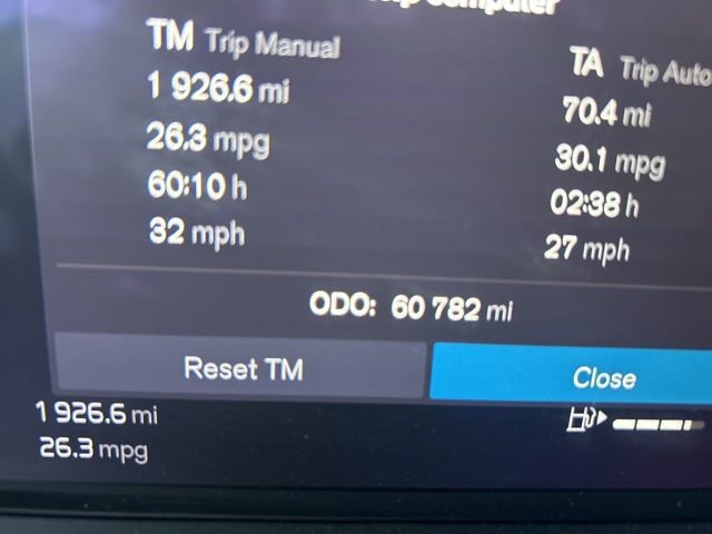 Used 2023 Volvo XC60 B5 Plus image 21