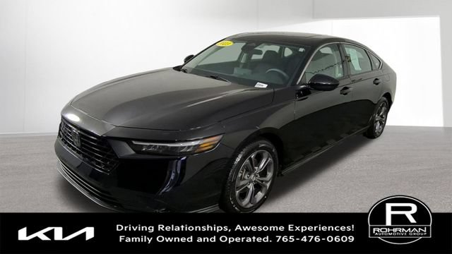 Used 2023 Honda Accord EX image 4