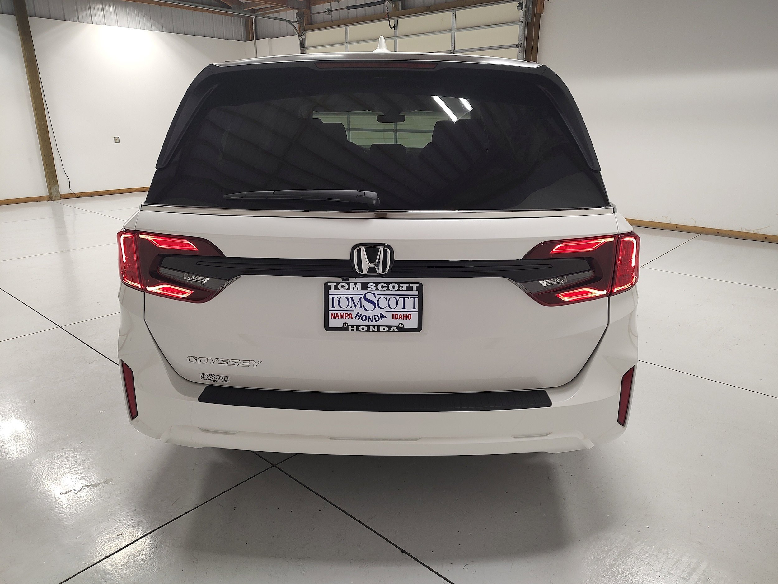 New 2026 Honda Odyssey EX-L image 14