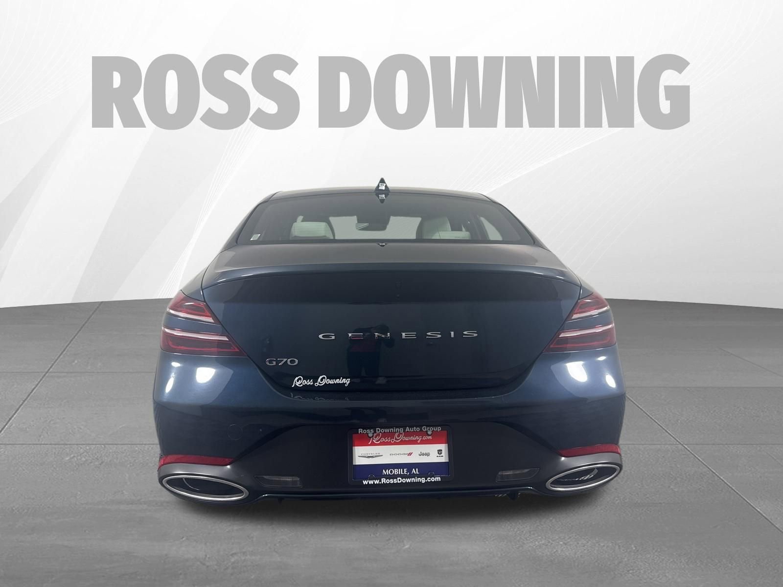 Used 2025 Genesis G70 2.5T image 5