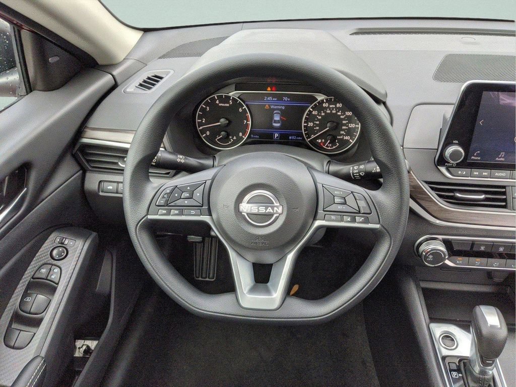 New 2025 Nissan Altima 2.5 SV FWD image 15