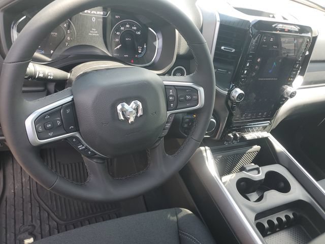 New 2026 RAM 1500 Big Horn AWD/4WD image 18