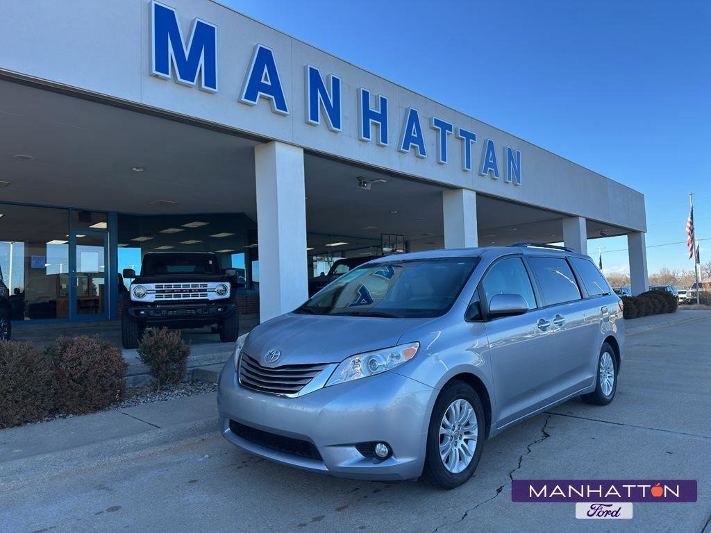 Used 2015 Toyota Sienna XLE