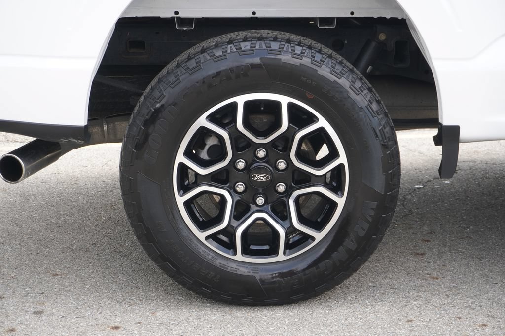 Used 2023 Ford F150 XLT w/ Equipment Group 302A High AWD/4WD image 12