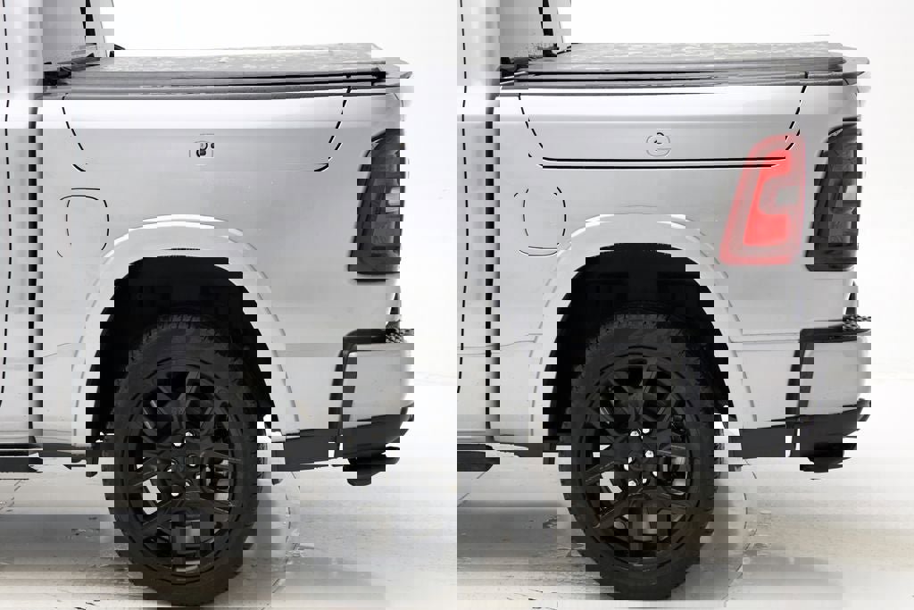 Used 2025 RAM 1500 Laramie w/ Night Edition image 7