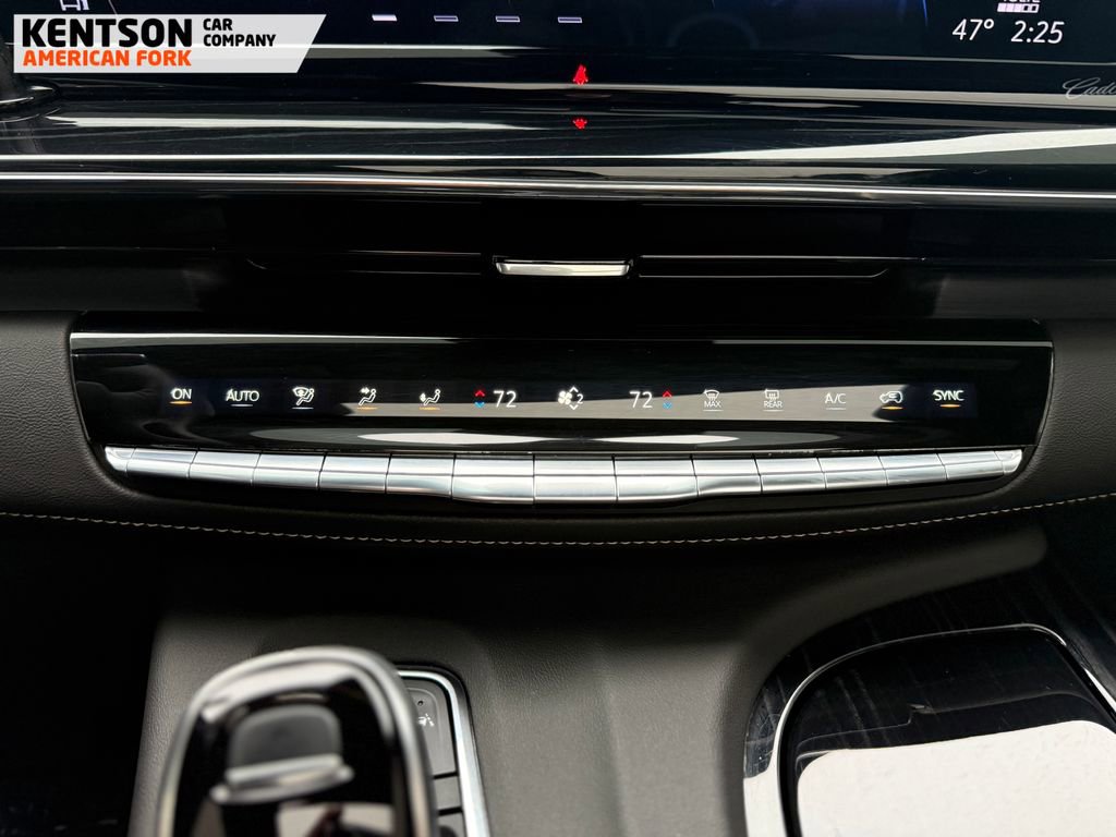 Used 2024 Cadillac Escalade Sport w/ LPO, ONYX Package image 34