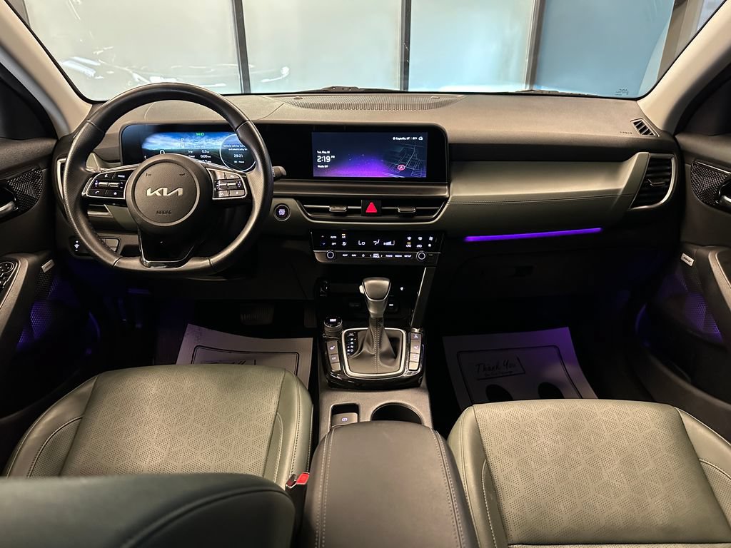 Used 2024 Kia Seltos SX AWD/4WD image 9