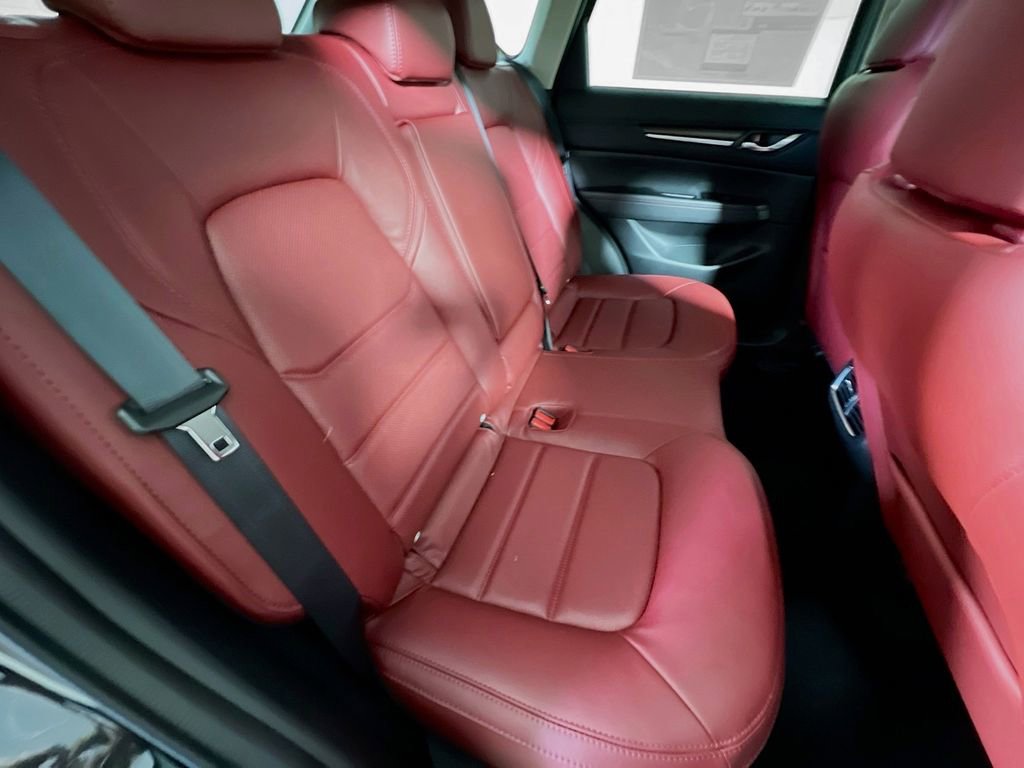 Used 2025 MAZDA CX-5 Carbon Edition image 23