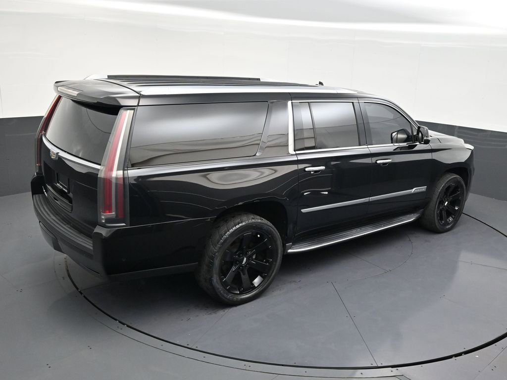 Used 2019 Cadillac Escalade ESV Premium Luxury image 19