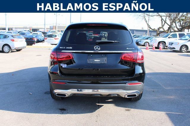 Used 2022 Mercedes-Benz GLC 300 4MATIC image 4