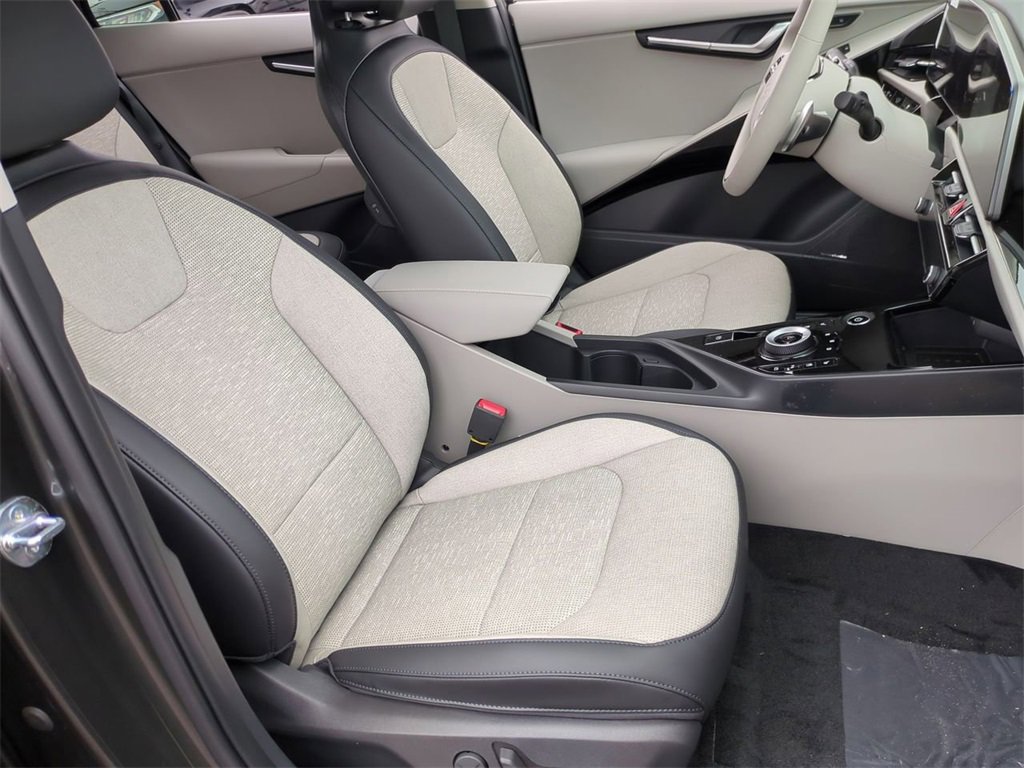 Used 2024 Kia Niro Wave image 28