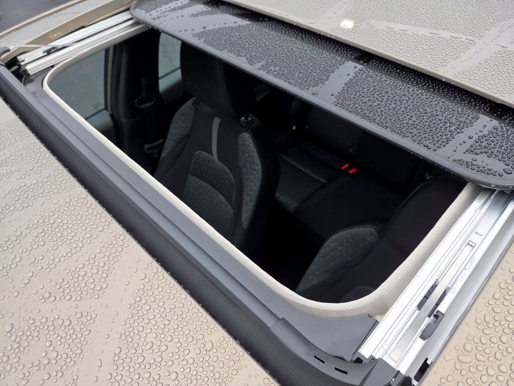 New 2026 Nissan Sentra SV w/ SV Convenience Package FWD image 11
