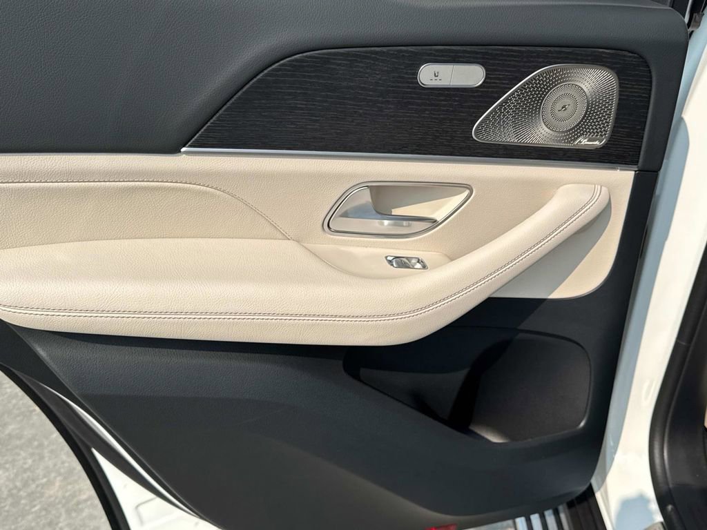 New 2026 Mercedes-Benz GLE 450 4MATIC image 12