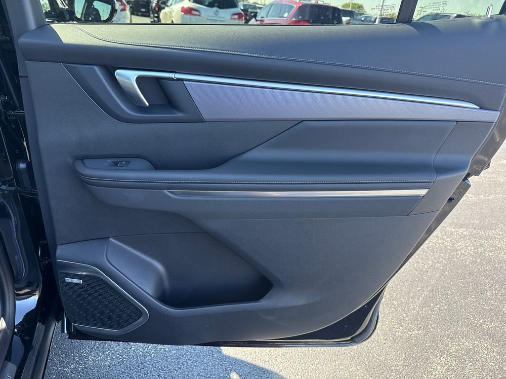 New 2026 Buick Enclave Sport Touring w/ Power Package image 38