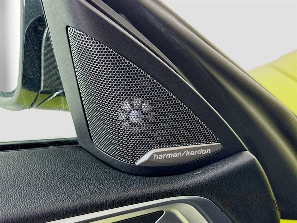 Used 2021 BMW M4 Competition w/ M Carbon Exterior Package image 24