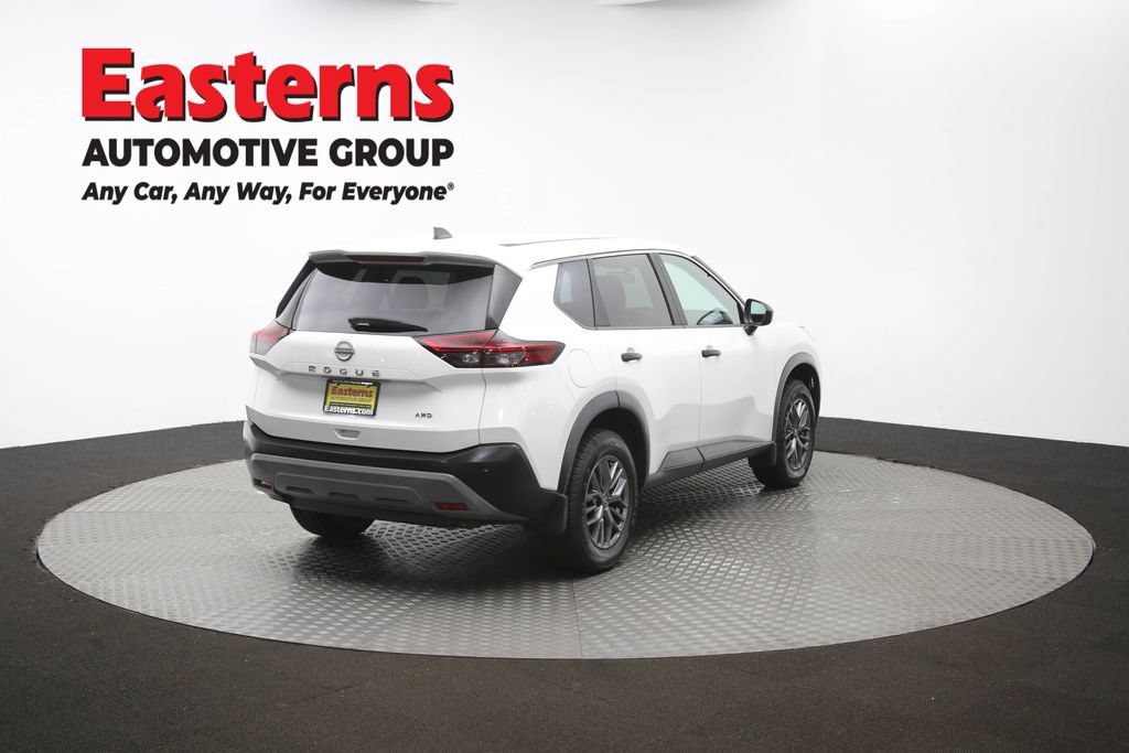 Used 2023 Nissan Rogue S AWD/4WD image 35