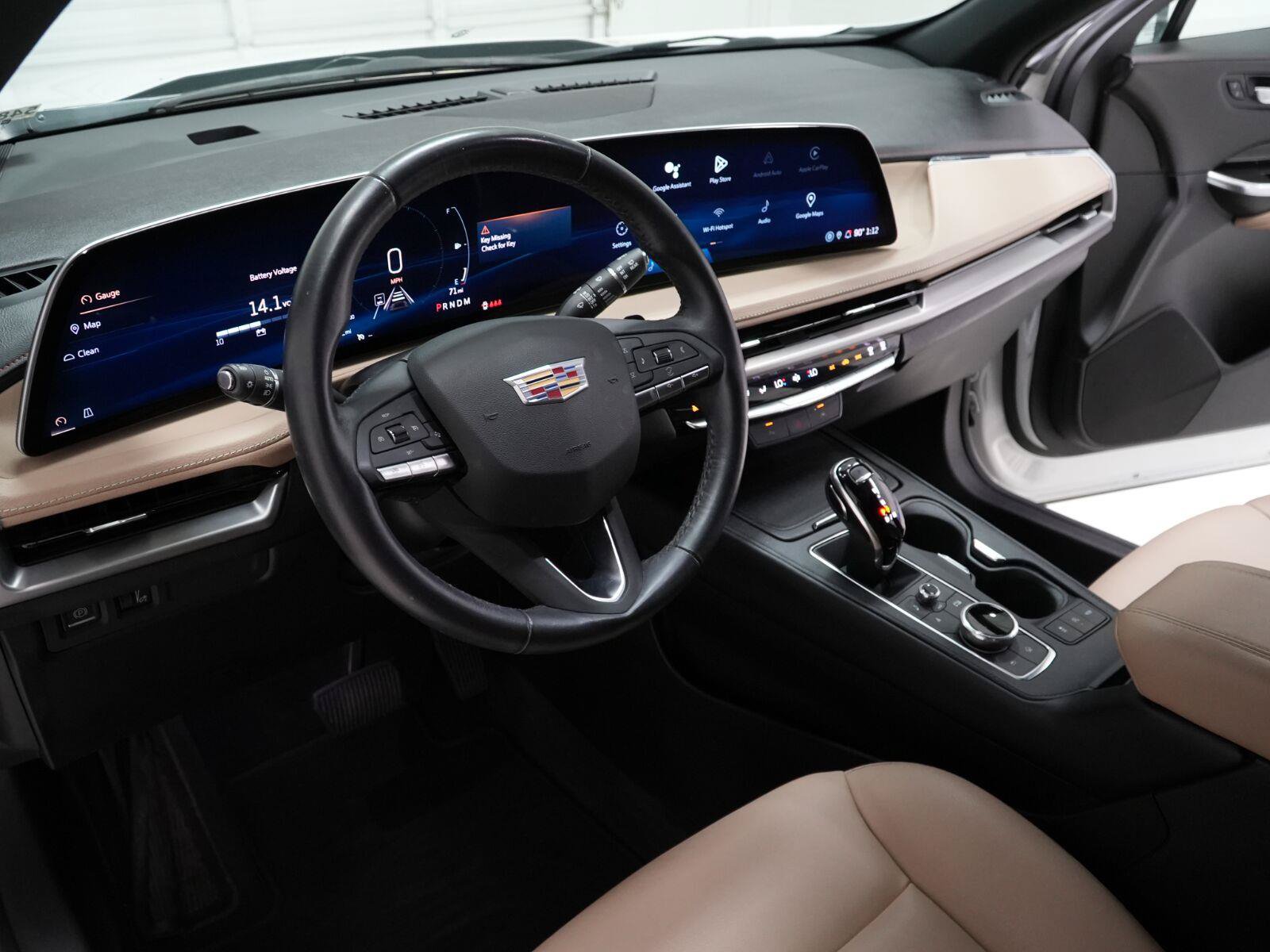 Used 2024 Cadillac XT4 Luxury FWD image 14
