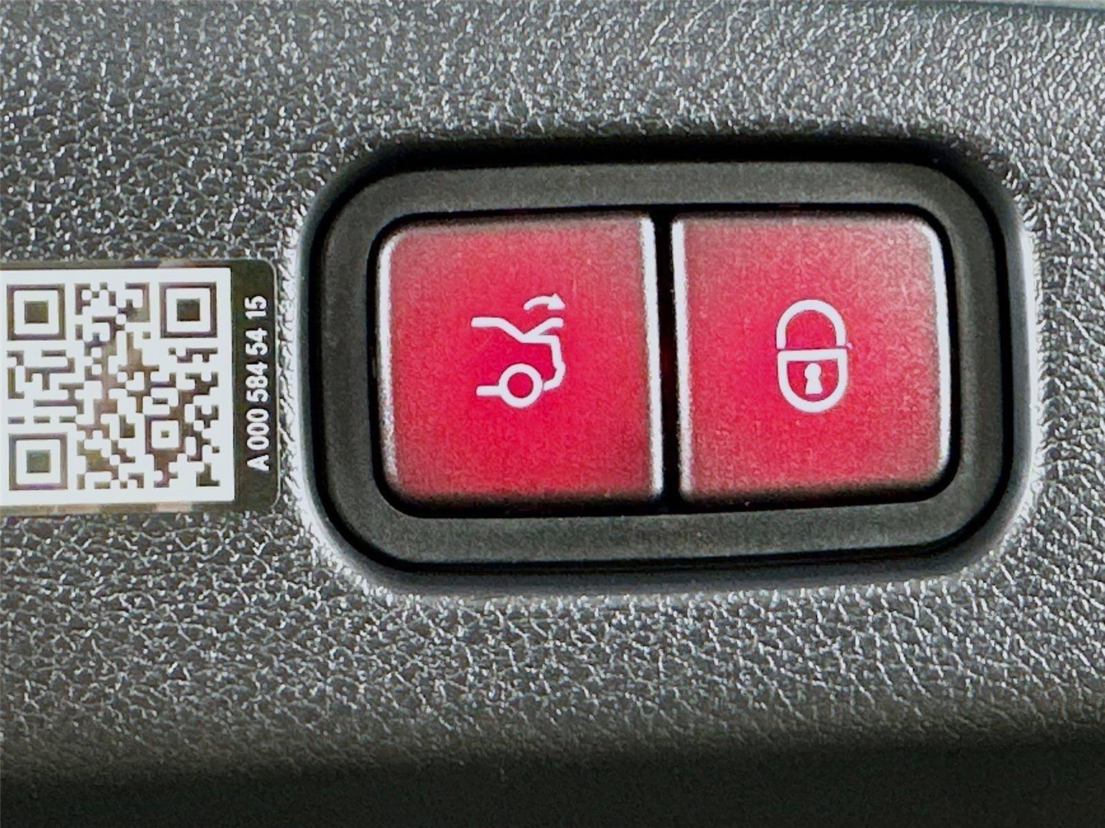 Certified 2026 Mercedes-Benz E 350 4MATIC Sedan image 34