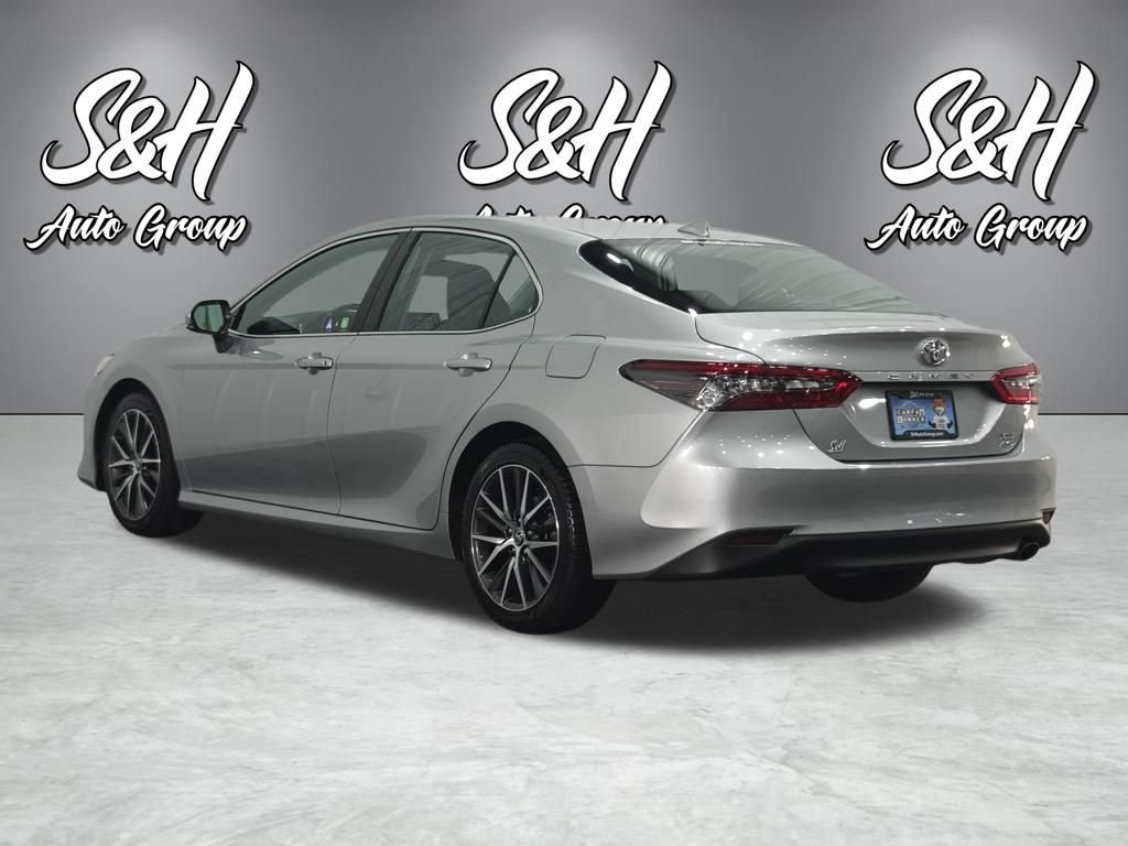 Used 2021 Toyota Camry XLE AWD/4WD image 18