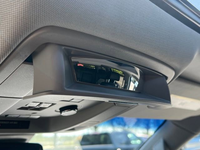 Used 2019 Chevrolet Suburban LT AWD/4WD image 41