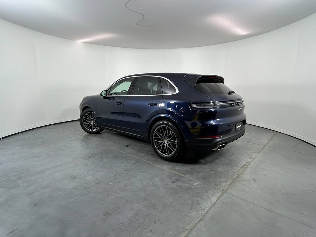 New 2026 Porsche Cayenne AWD/4WD image 3