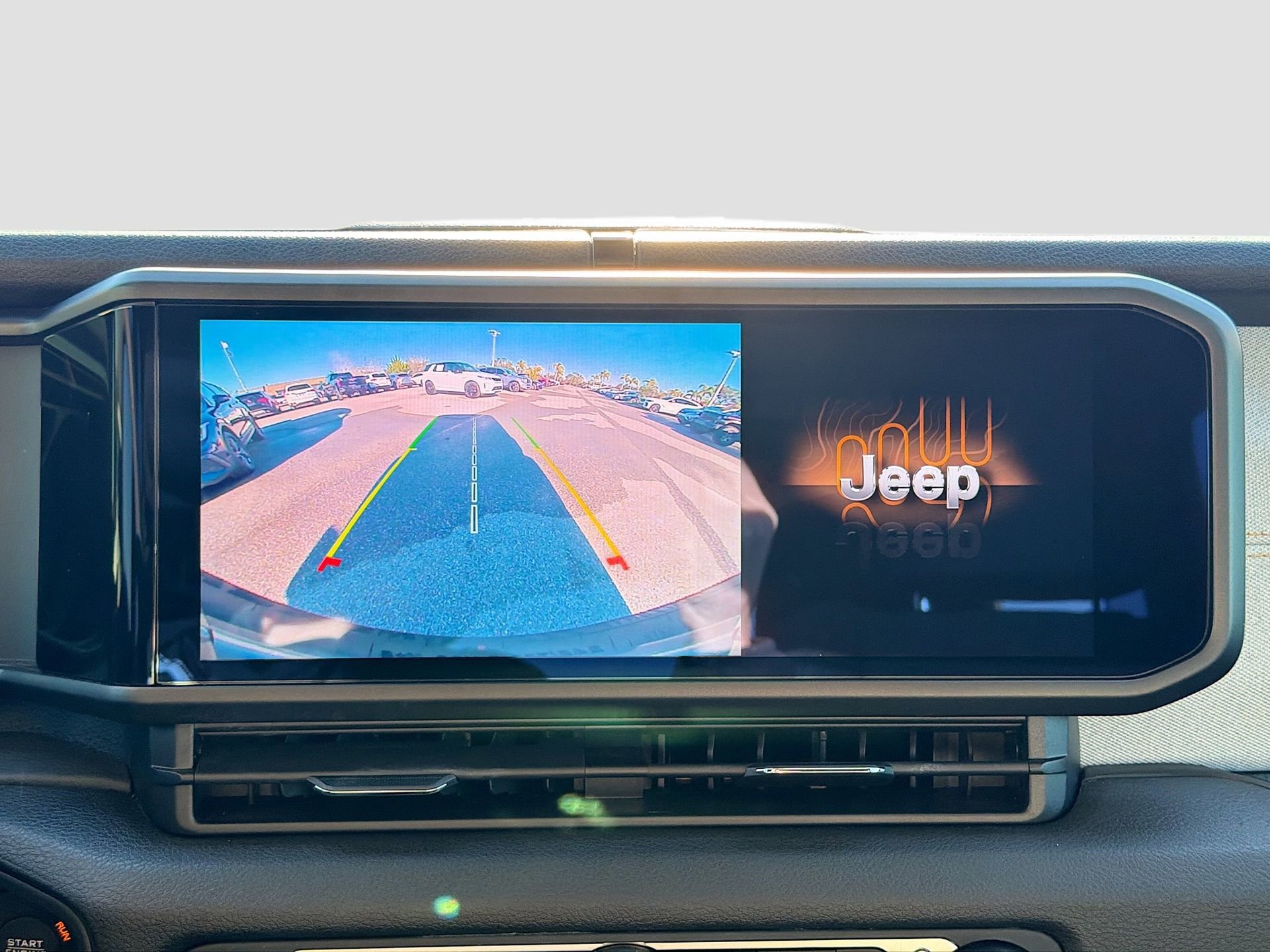 Used 2024 Jeep Wrangler Sport S image 32