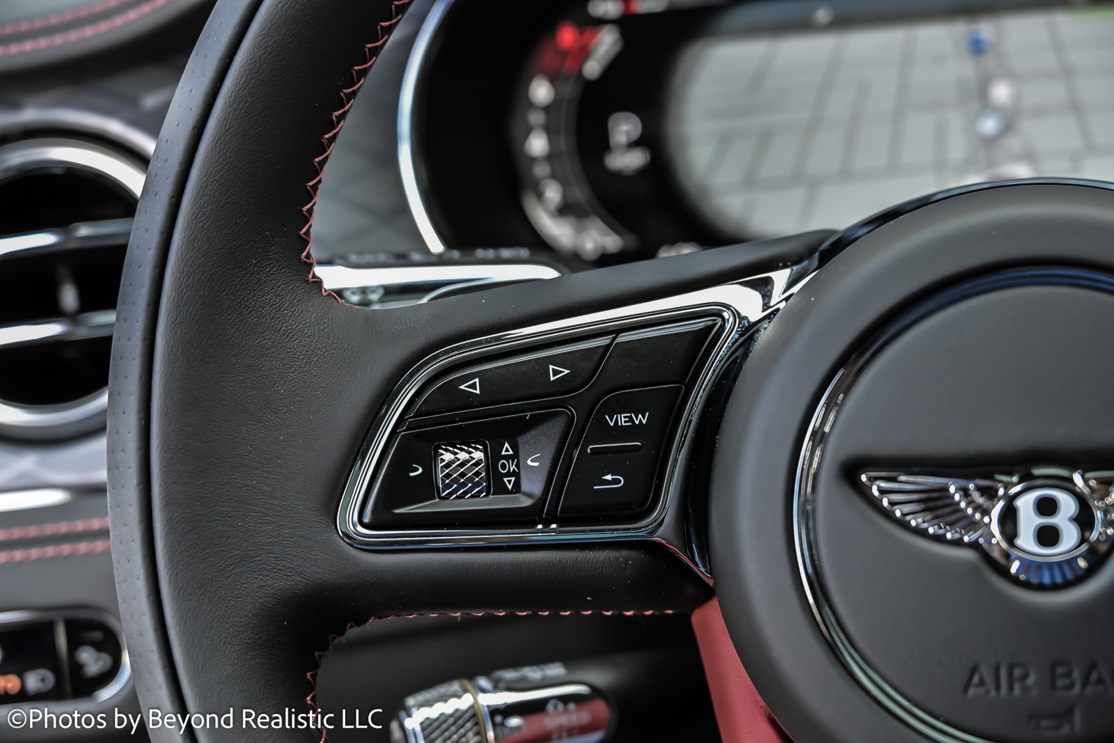 New 2025 Bentley Flying Spur Plug-In Hybrid image 39