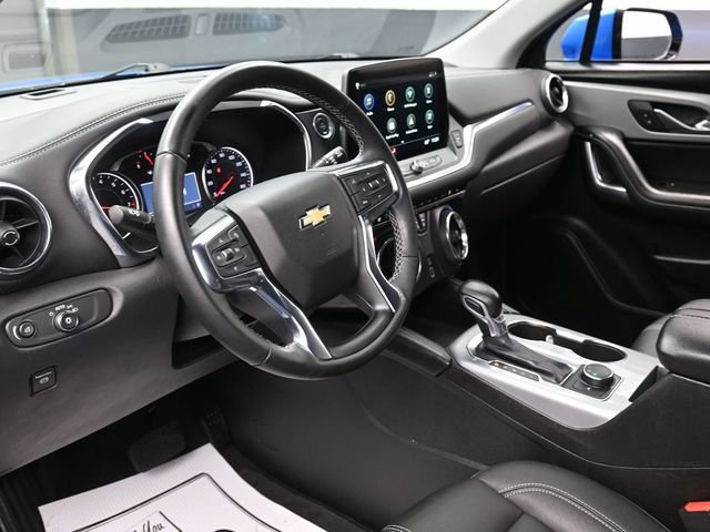 Used 2024 Chevrolet Blazer LT w/ LPO, Black Grille Bar Package FWD image 14
