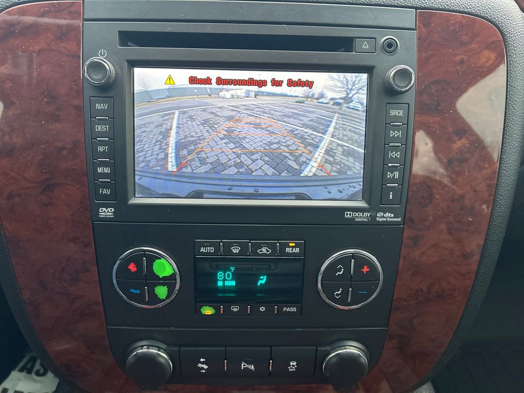 Used 2013 Chevrolet Tahoe LTZ image 19