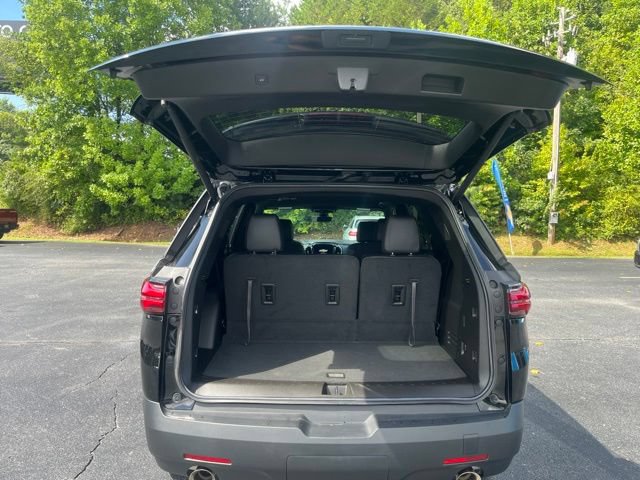 Used 2023 Chevrolet Traverse RS AWD/4WD image 16