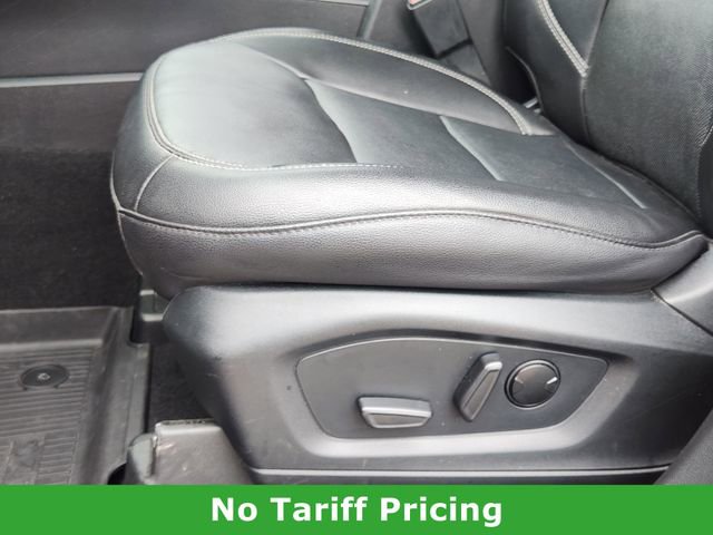 Used 2023 Ford Explorer Limited w/ Limited Technology Package RWD image 23