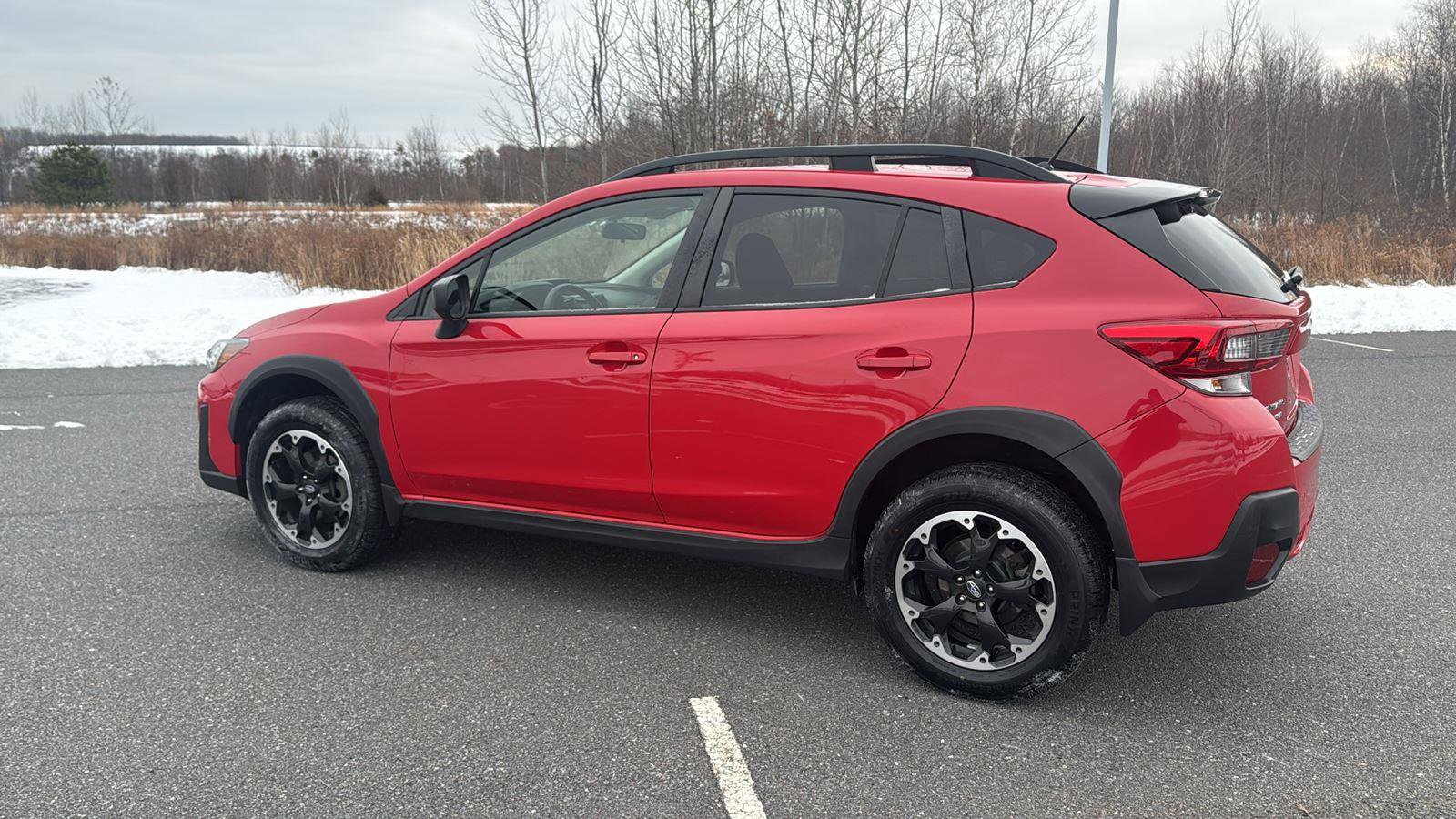 Used 2021 Subaru Crosstrek 2.0i image 11
