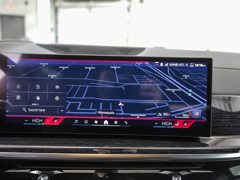 New 2026 BMW X5 M60i image 17