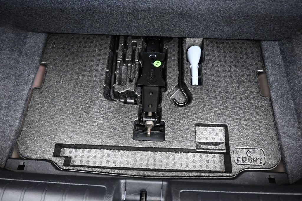 Used 2018 Honda Accord Touring image 52