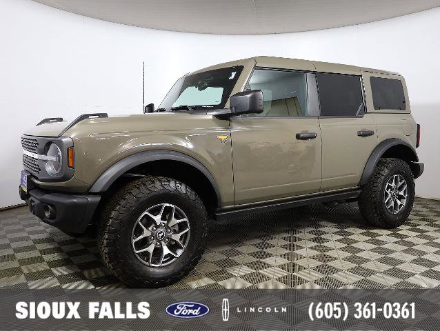 Certified 2025 Ford Bronco Badlands image 1