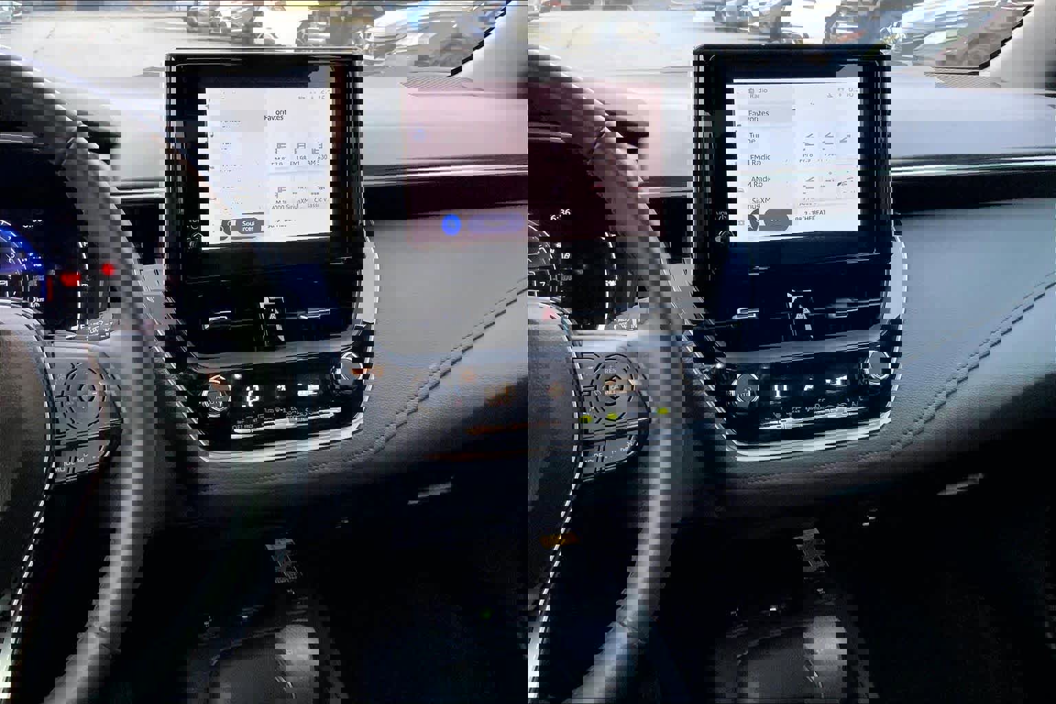 Used 2024 Toyota Corolla XSE FWD image 7