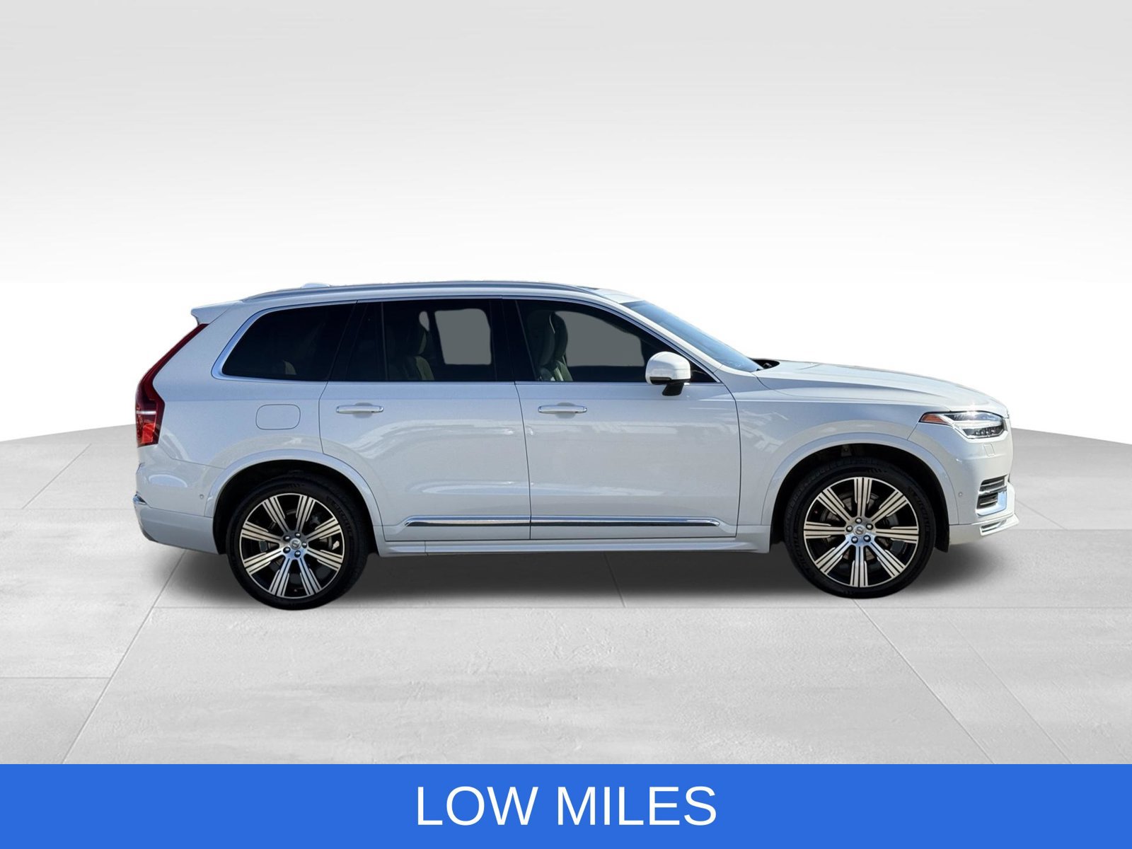 Used 2021 Volvo XC90 T6 Inscription w/ Advanced Package AWD/4WD image 11