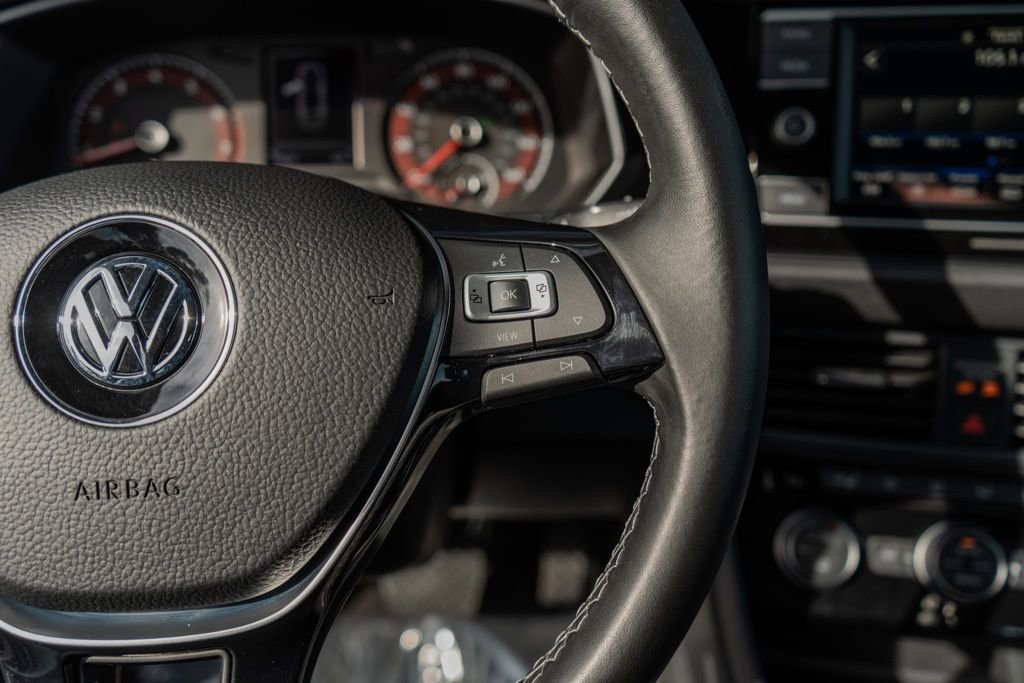 Used 2021 Volkswagen Jetta R-Line w/ R-Line Cold Weather Package image 33