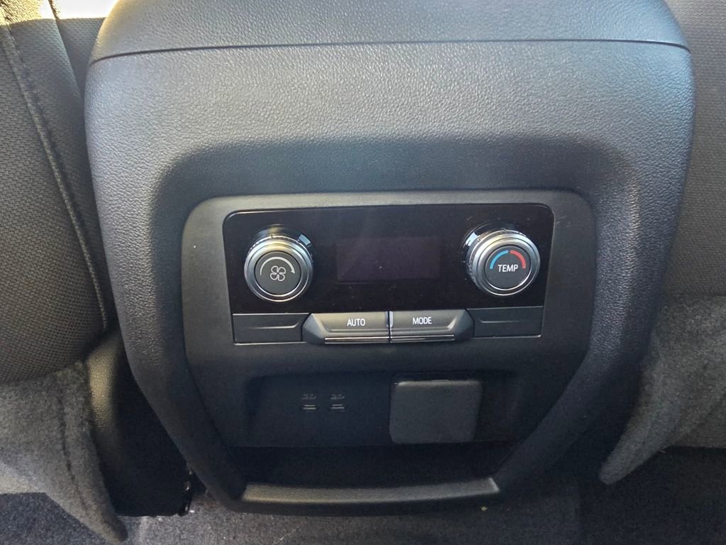 New 2026 GMC Acadia Elevation image 27