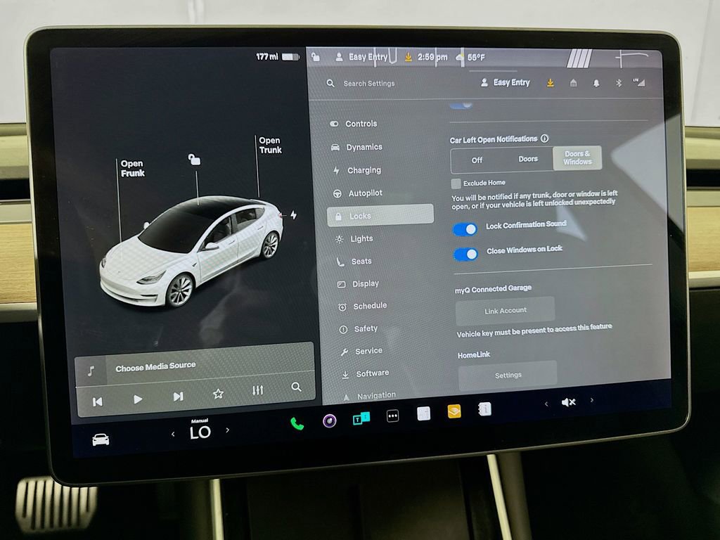 Used 2018 Tesla Model 3 Long Range image 28