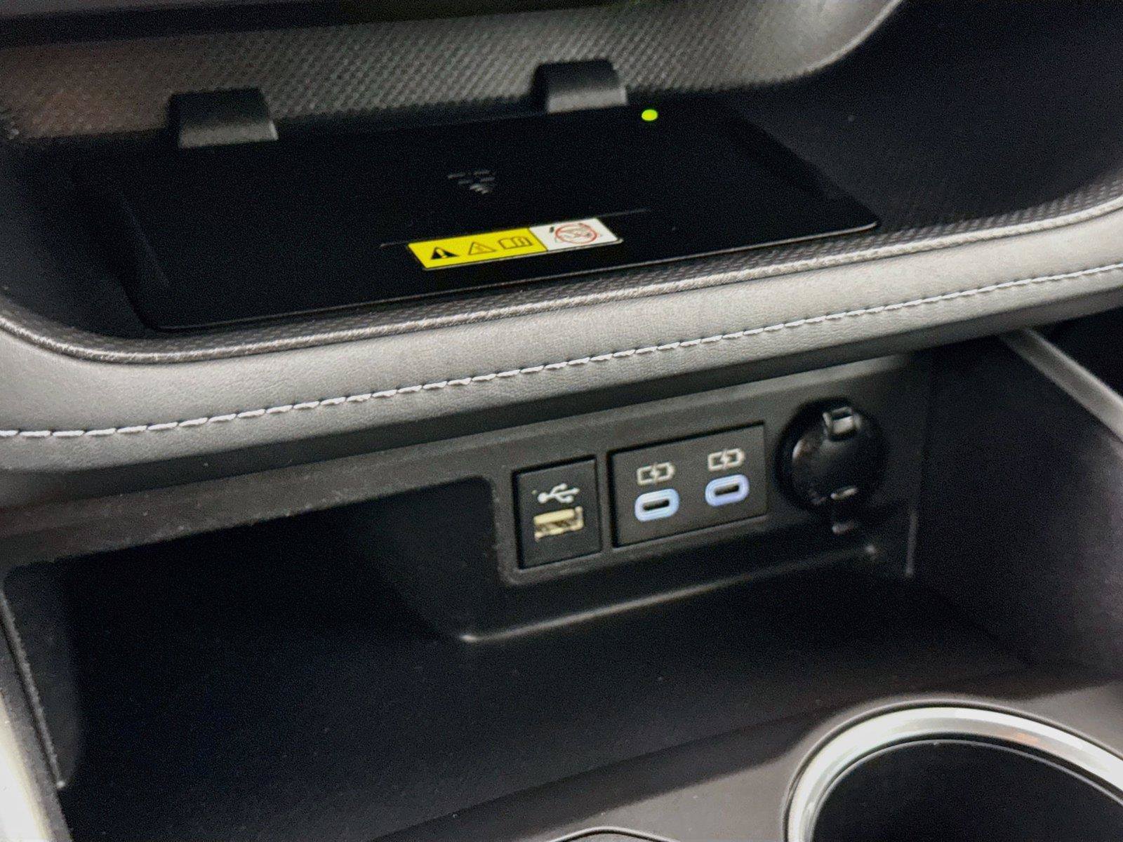 Certified 2023 Toyota Highlander XLE FWD image 29