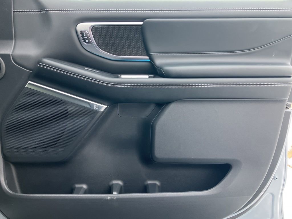 Used 2025 Ford Expedition Max Platinum w/ Stealth Performance Package image 46