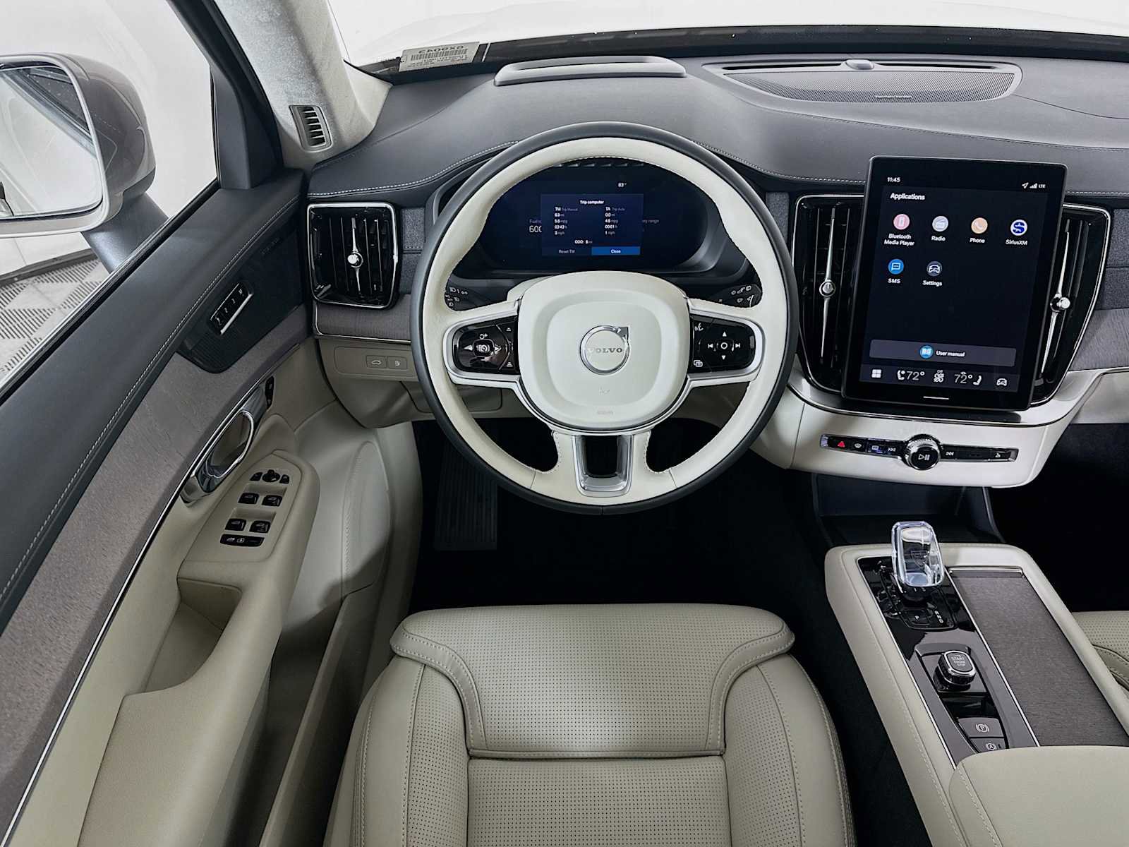 New 2026 Volvo XC90 T8 Ultra w/ Lounge Package image 20