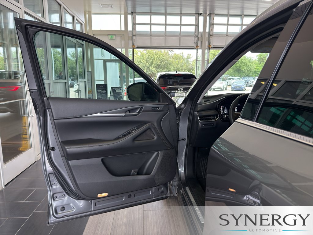 Used 2023 INFINITI QX60 Luxe w/ Cargo Package AWD/4WD image 22