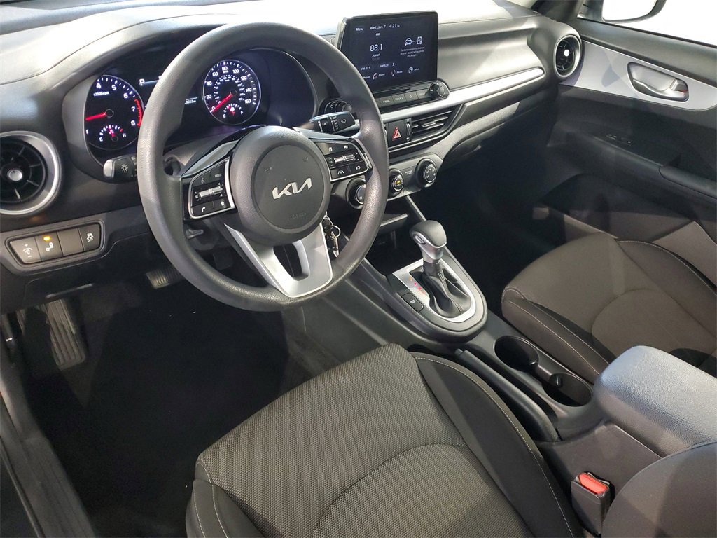 Certified 2022 Kia Forte LXS w/ LXS Technology Package image 14