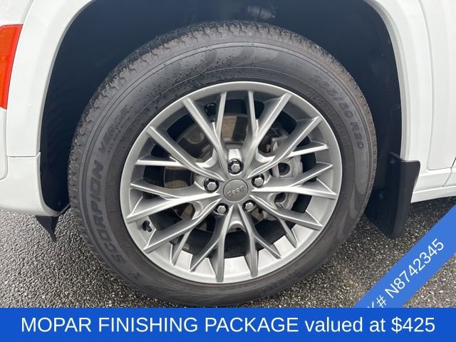 Used 2022 Jeep Grand Cherokee Summit w/ Advanced Protech Group IV image 4