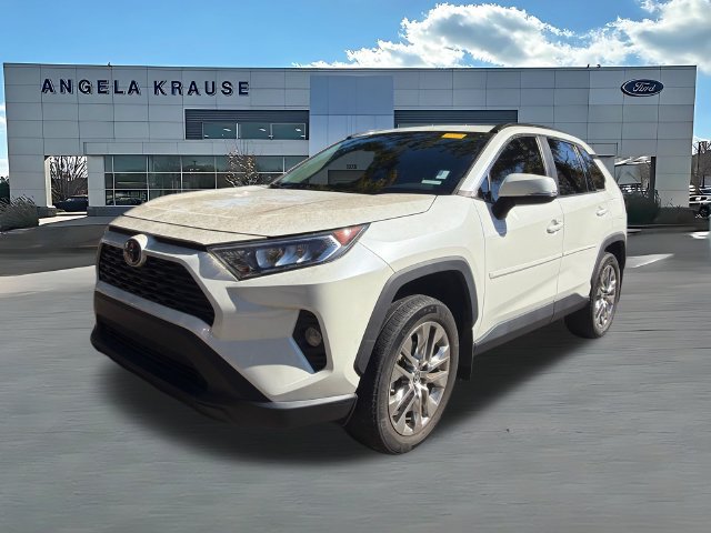 Used 2021 Toyota RAV4 XLE Premium AWD/4WD image 3